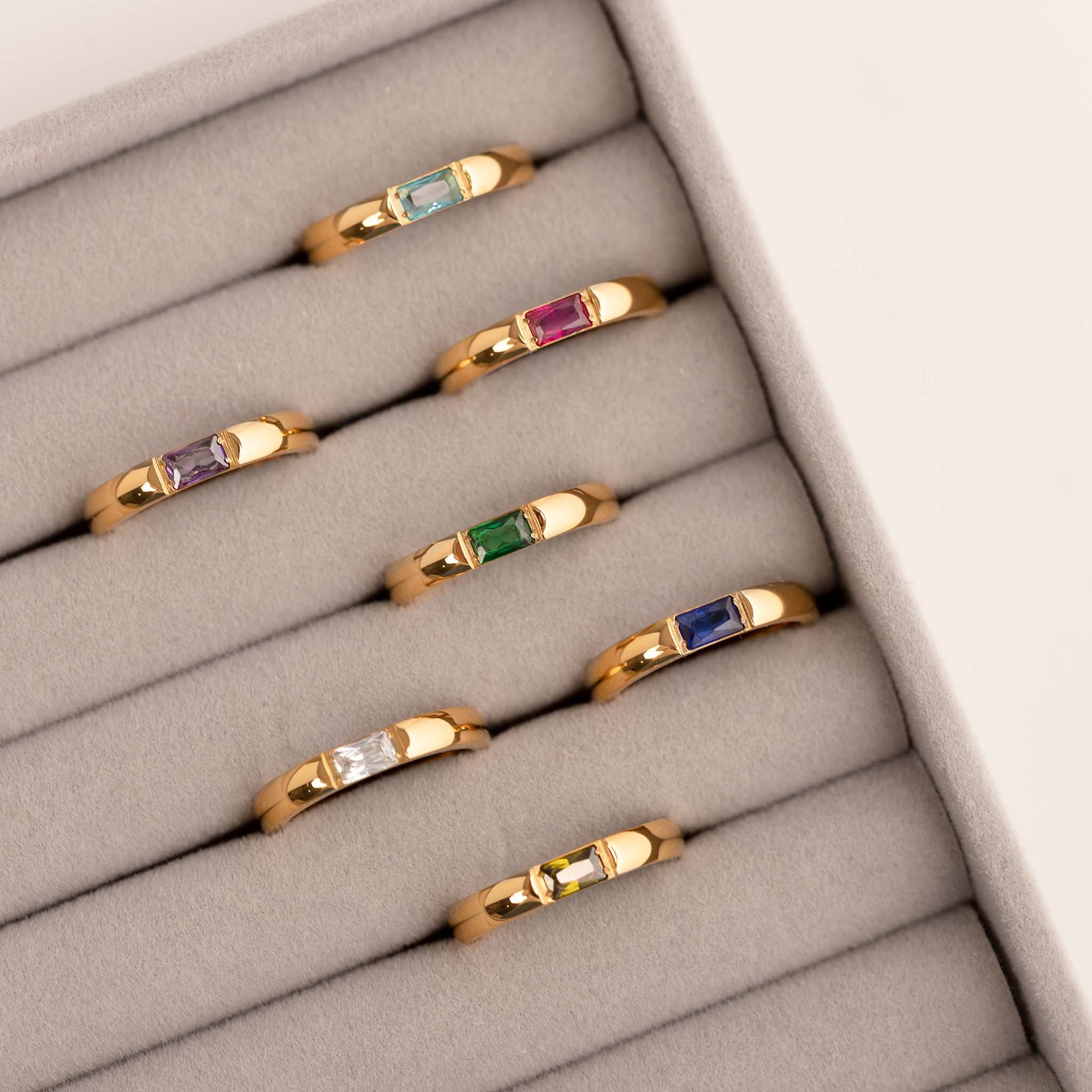 Birthstone ring - Zirconia stones